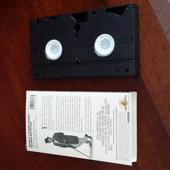 VHS Classic Musicals Bundle - Picture 7 of 7